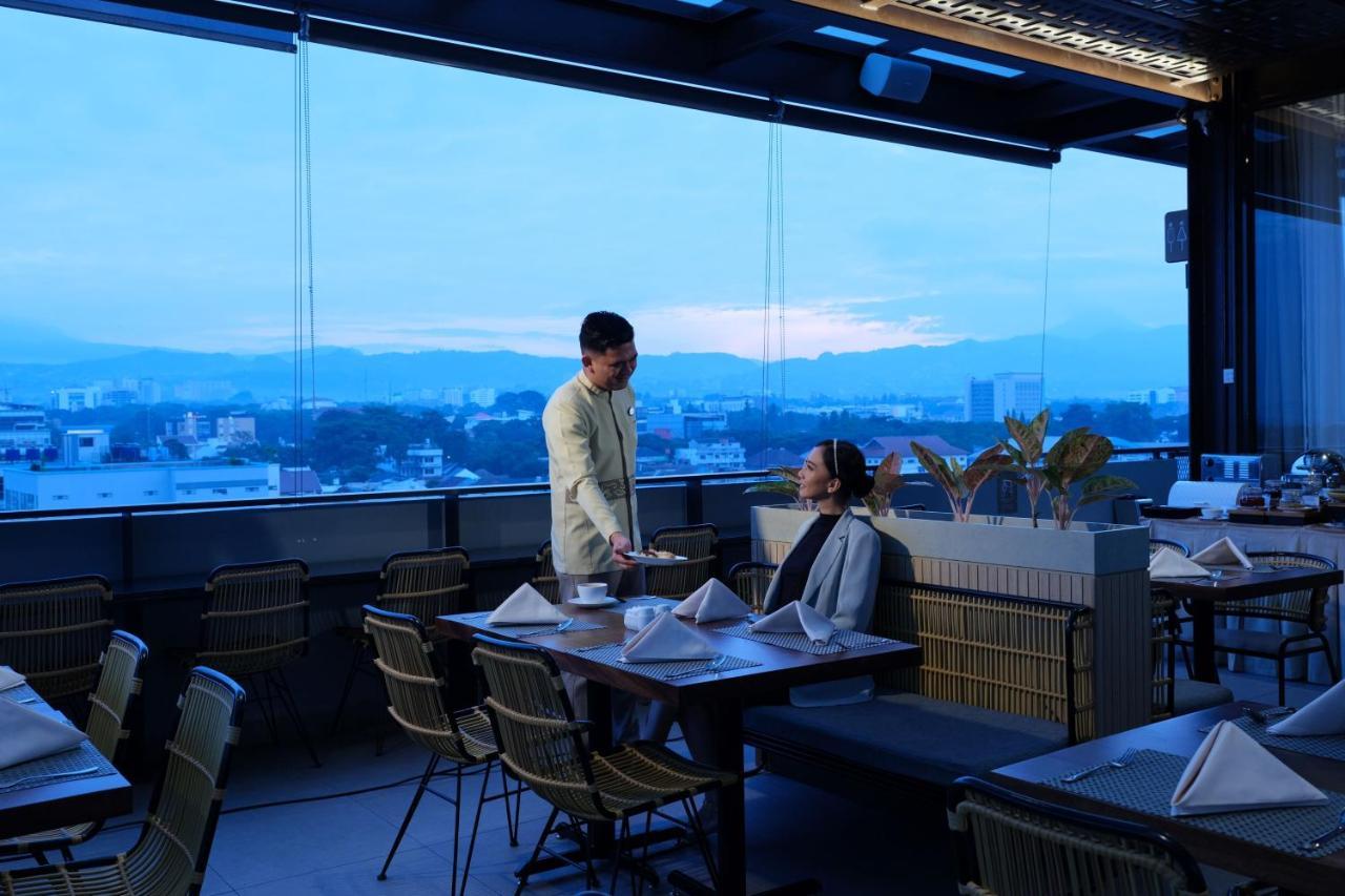 Hotel Santika Pasirkaliki Bandung Luaran gambar
